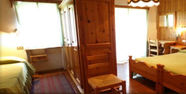 Hotel Alpe Fleurie Champoluc Eksteriør billede